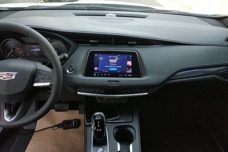 凯迪拉克XT4 2022款 28T 两驱风尚型局部细节16