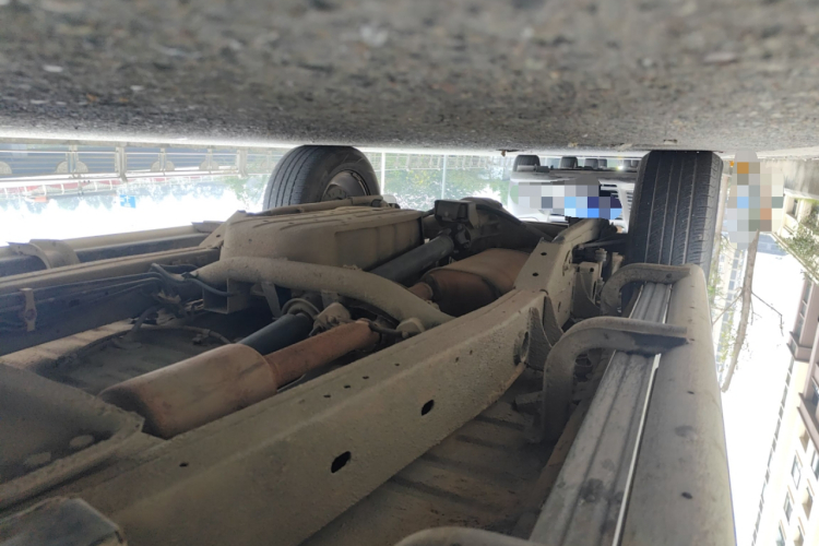 三菱 帕杰罗·劲畅 2013款 3.0L 自动两驱豪华版局部细节9001