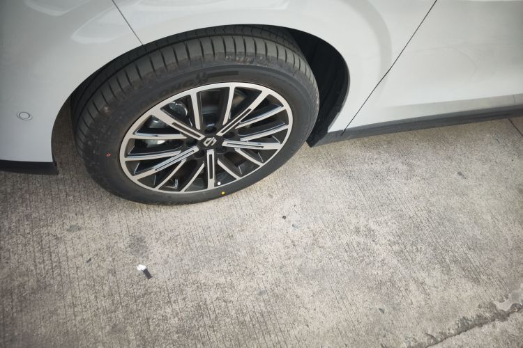 零跑汽车 零跑B10 2025款 510悦享版车身外观6007