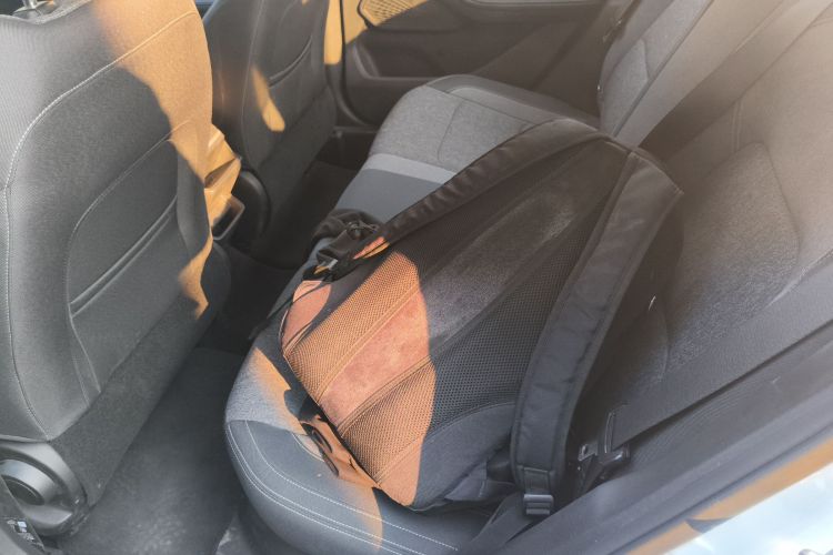 吉利汽车 帝豪 2025款 第4代 1.5L 手动星耀版中控内饰21