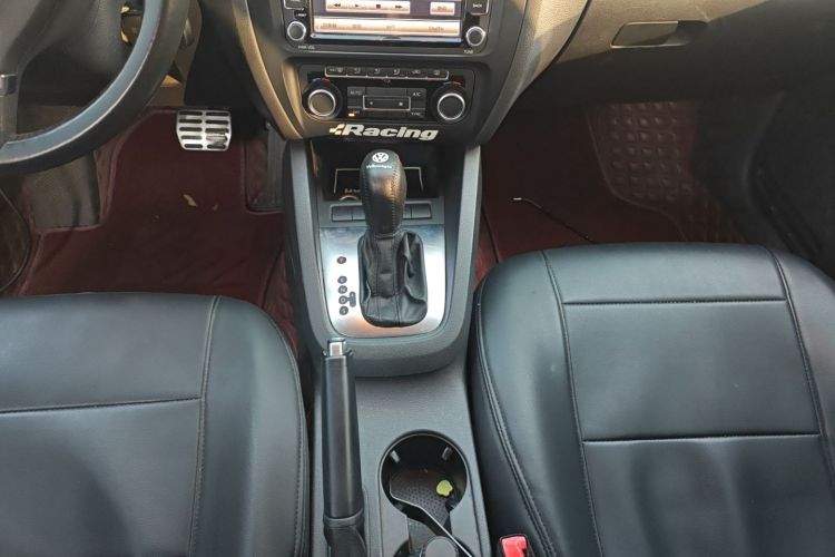 大众 速腾 2014款 改款 1.4TSI 自动豪华型中控内饰18