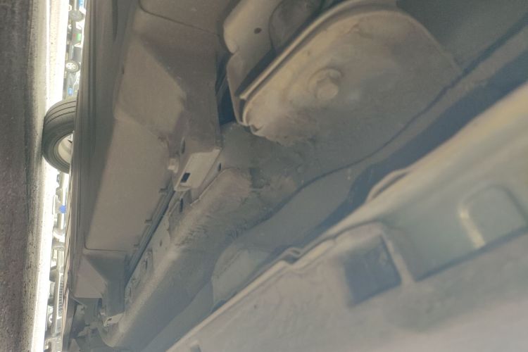 哪吒汽车 哪吒V 2022款 潮 400 Lite局部细节9002