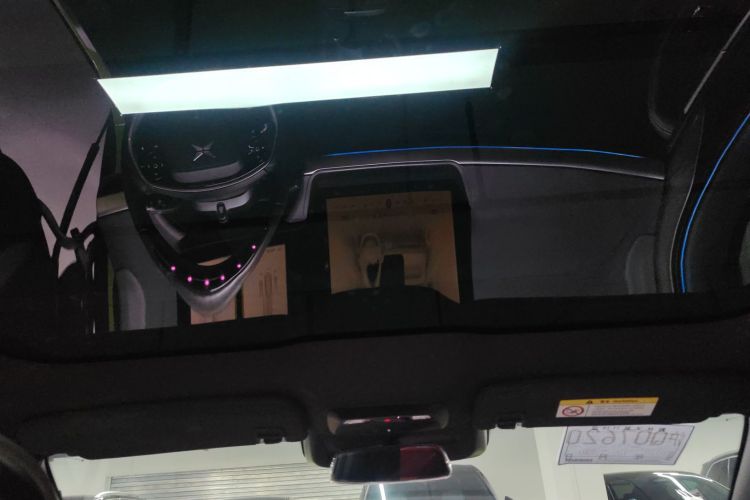 小鹏P7 2021款 670E鹏翼版局部细节22