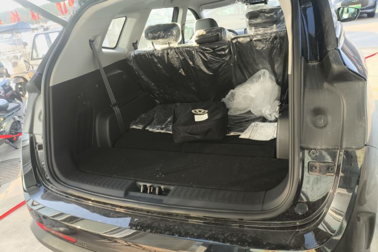 捷途山海L9 2024款 1.5TD 2DHT Pro 7座局部细节23