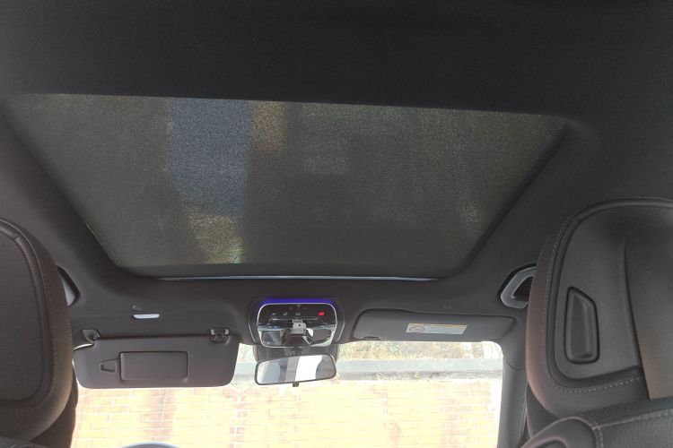 奔驰C级 2023款 C 260 L 运动版局部细节22