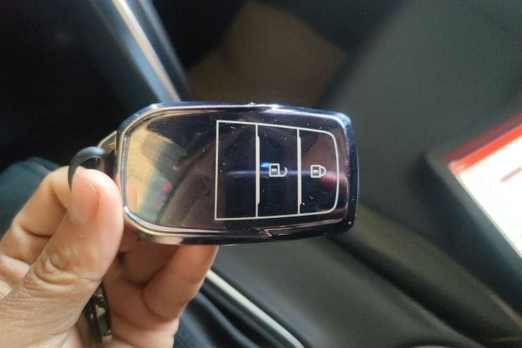 丰田 威飒 2023款 2.0L CVT两驱豪华版中控内饰11