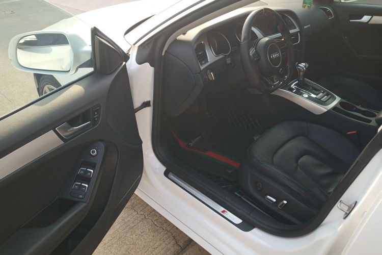 奥迪A5 2016款 改款 Sportback 45 TFSI 舒适型中控内饰20