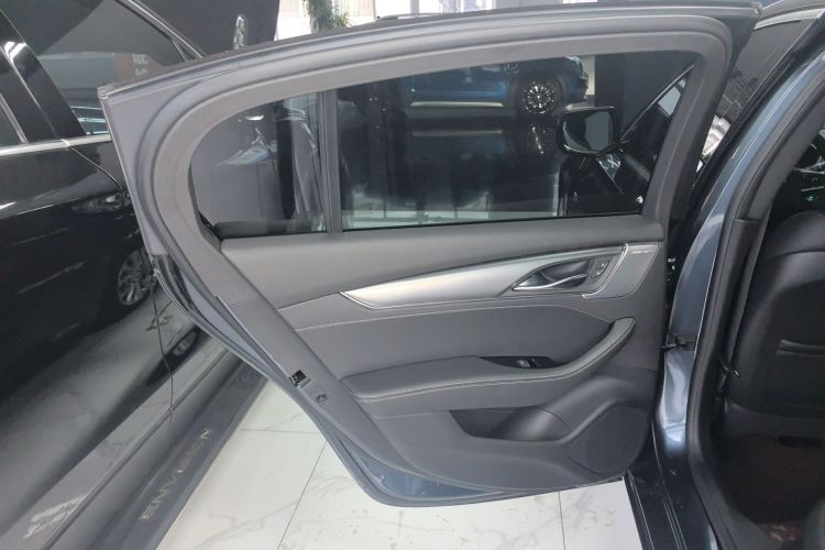 凯迪拉克CT5 2020款 改款 28T 豪华型中控内饰49