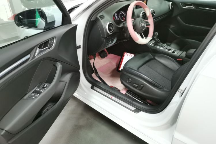 奥迪A3 2020款 Sportback 35 TFSI 时尚型 国VI中控内饰20