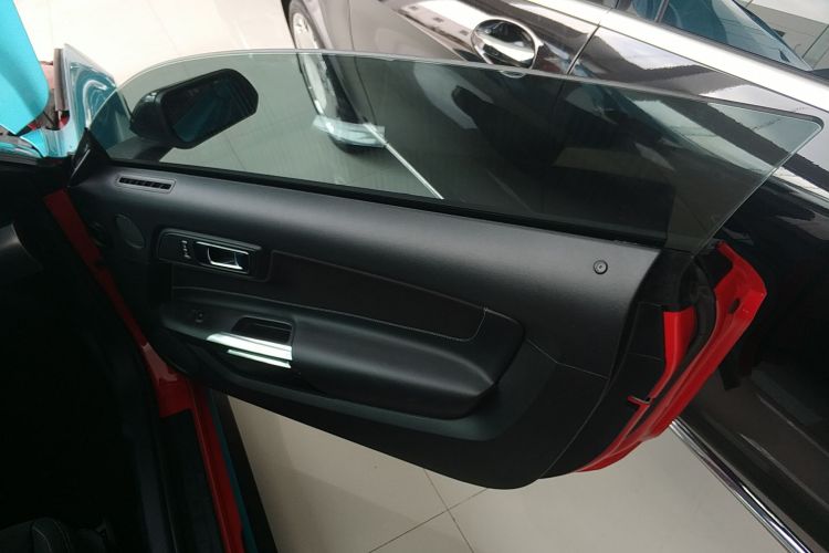 福特Mustang（平行进口） 中控内饰42