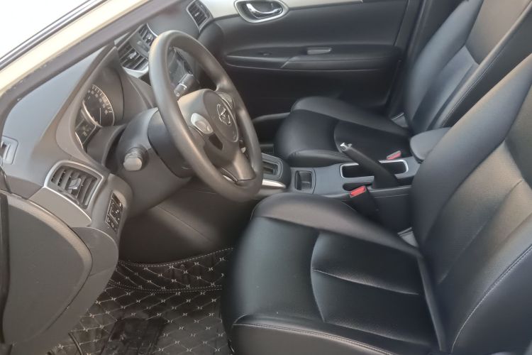 日产 轩逸 2022款 经典 1.6XE CVT舒适版中控内饰19