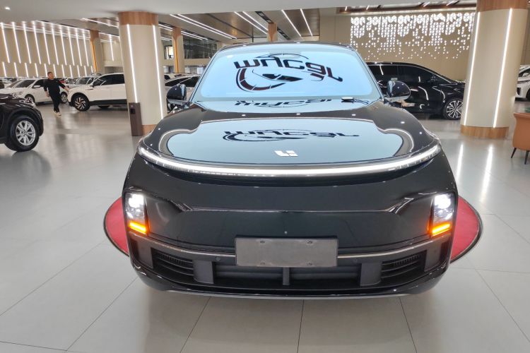 理想汽车 理想L8 2023款 Pro车身外观2