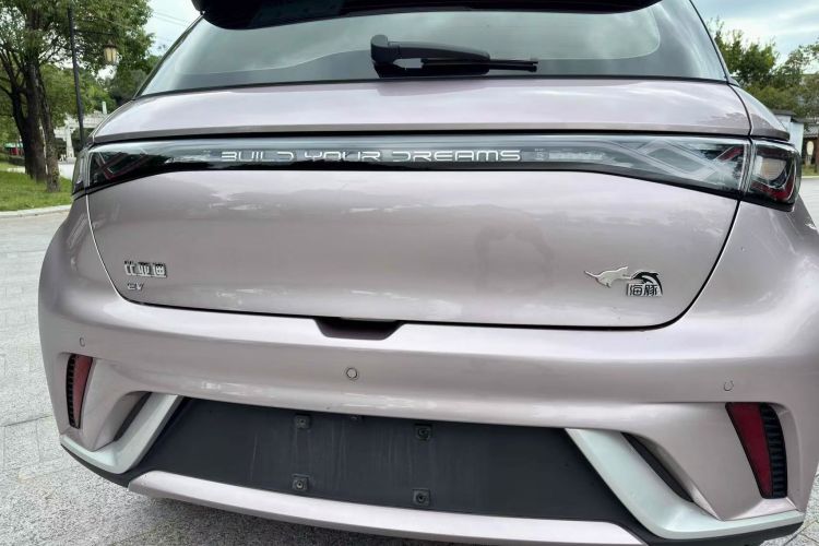 比亚迪 海豚 2023款 420km 时尚版车身外观9