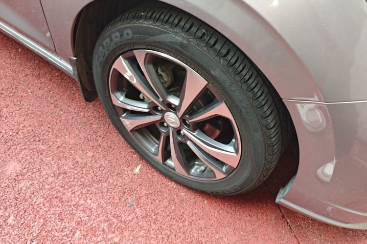 长安 逸动 2020款 PLUS 蓝鲸NE 1.4T GDI DCT旗舰型车身外观6007