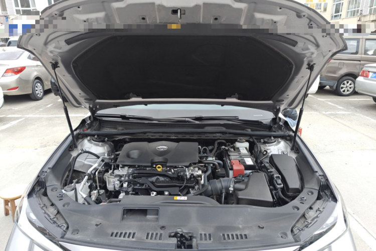 丰田 亚洲龙 2024款 2.0L 进取版机舱底盘24