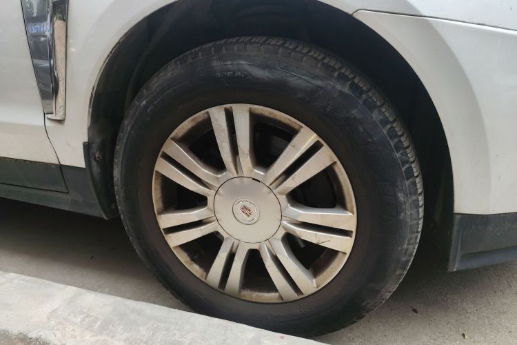 凯迪拉克SRX 2013款 3.0L 精英型车身外观6007