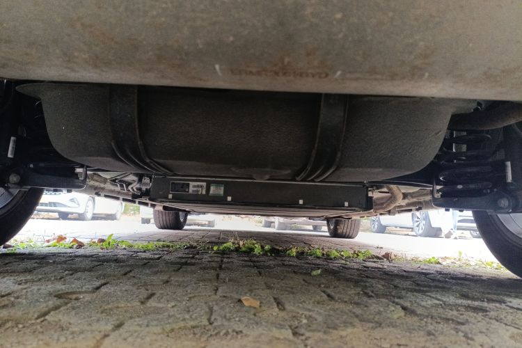 比亚迪 秦PLUS 2023款 冠军版 DM-i 120KM领先型局部细节9009