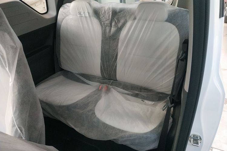 吉利银河 熊猫 2025款 210km 元气熊中控内饰21