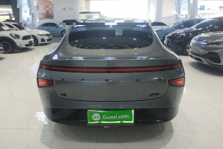 小鹏P7 2022款 670E+车身外观6