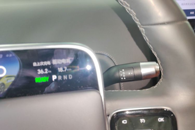 理想汽车 理想L6 2024款 Pro中控内饰18