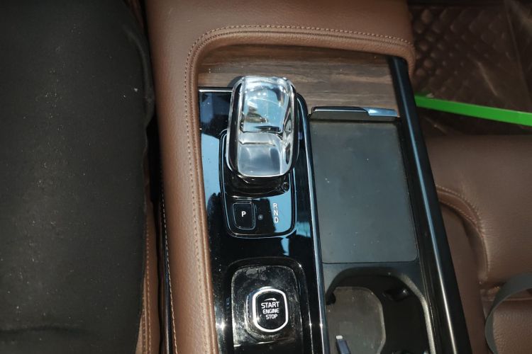 沃尔沃S90 2022款 B5 智远豪华版中控内饰18