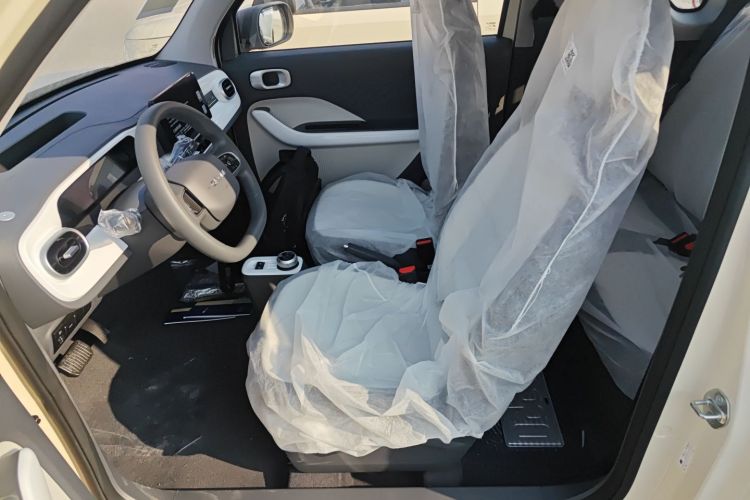 吉利银河 熊猫 2025款 210km 元气熊中控内饰19