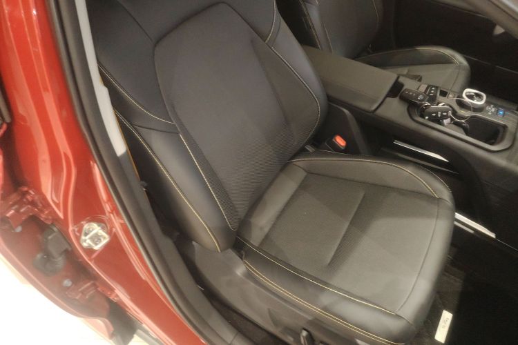 丰田bZ5 2025款 550 PRO智行版局部细节41