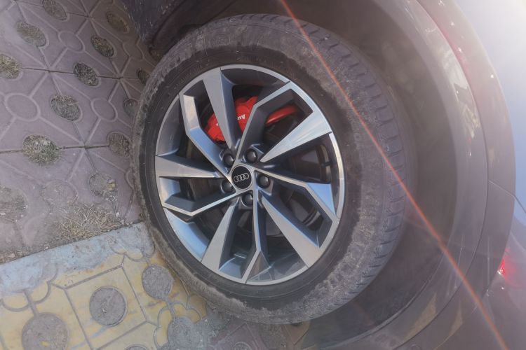 奥迪Q5L Sportback 2021款 40 TFSI 时尚型车身外观6007