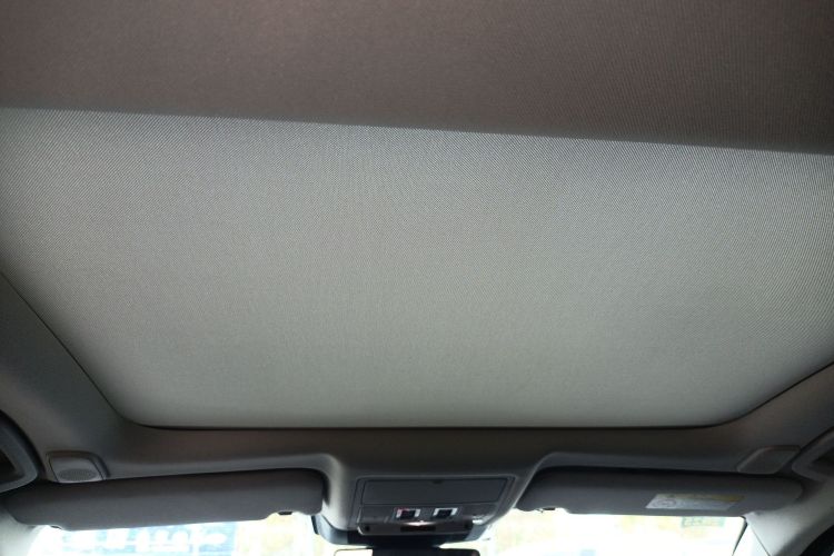 捷豹XFL 2022款 XFL 2.0T P200 两驱精英豪华版局部细节22