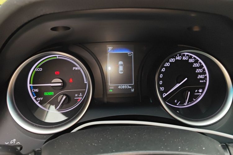 丰田 凯美瑞 2021款 双擎 2.5HGVP 领先版中控内饰14