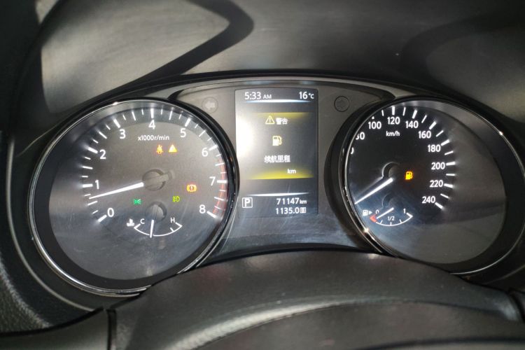 日产 逍客 2017款 2.0L CVT豪华版 国V局部细节14