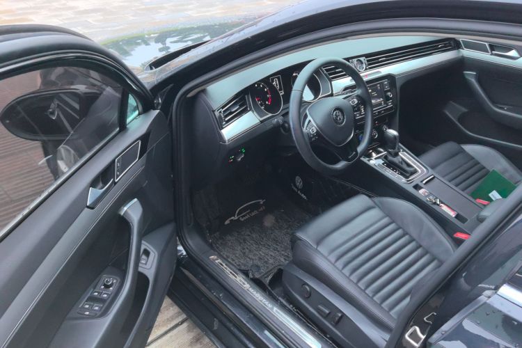 大众 迈腾 2018款 330TSI DSG 领先型中控内饰20