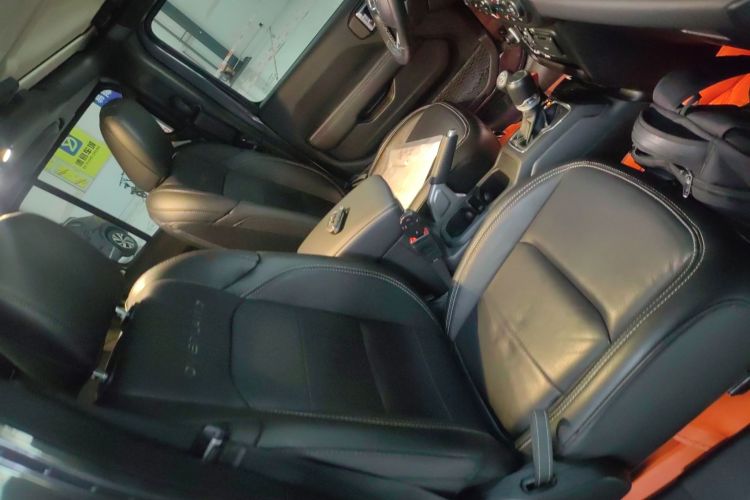 Jeep 角斗士 2022款 3.6L 先行版局部细节41