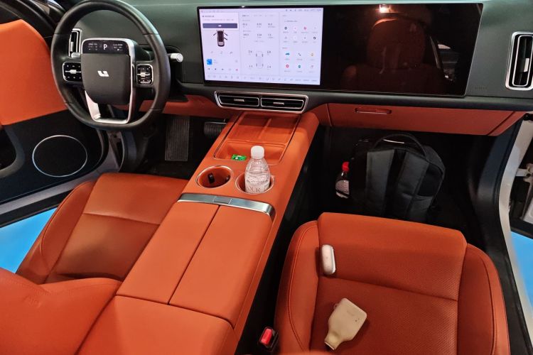 理想汽车 理想L6 2024款 Pro中控内饰16