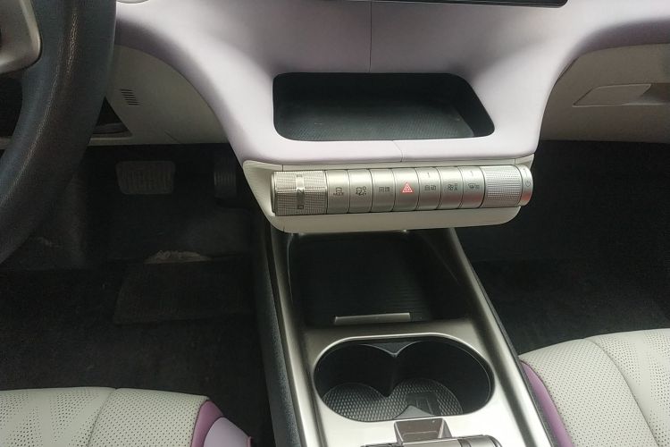 比亚迪 海豚 2023款 420km 时尚版中控内饰18