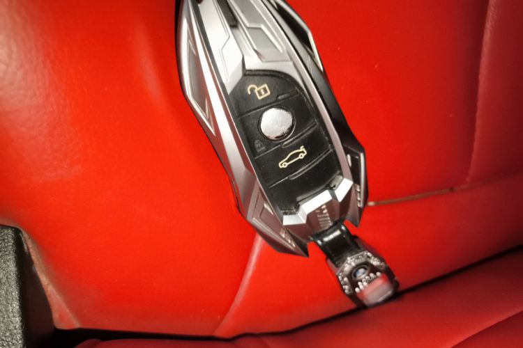 宝马2系旅行车 2016款 218i 领先型中控内饰11