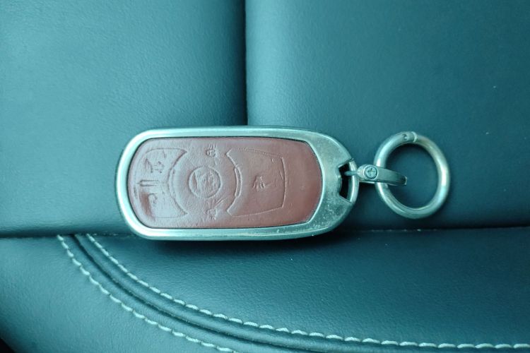 别克 君威 2024款 25T 超享版中控内饰11