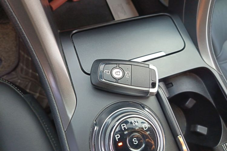 福特 蒙迪欧 2017款 EcoBoost 180 时尚型中控内饰11