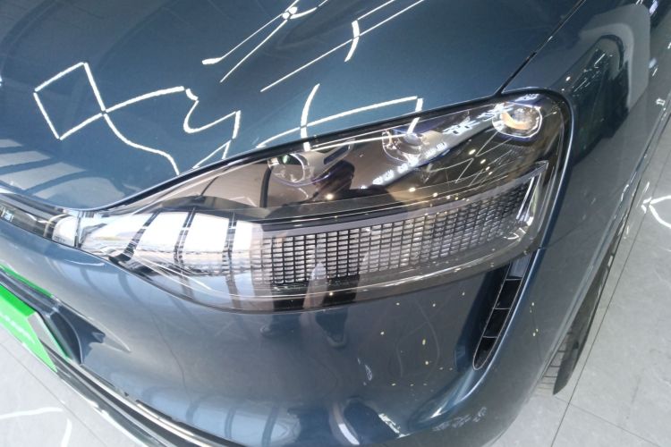 鸿蒙智行 问界M9 2024款 增程 Ultra版 42kWh 6座版局部细节36