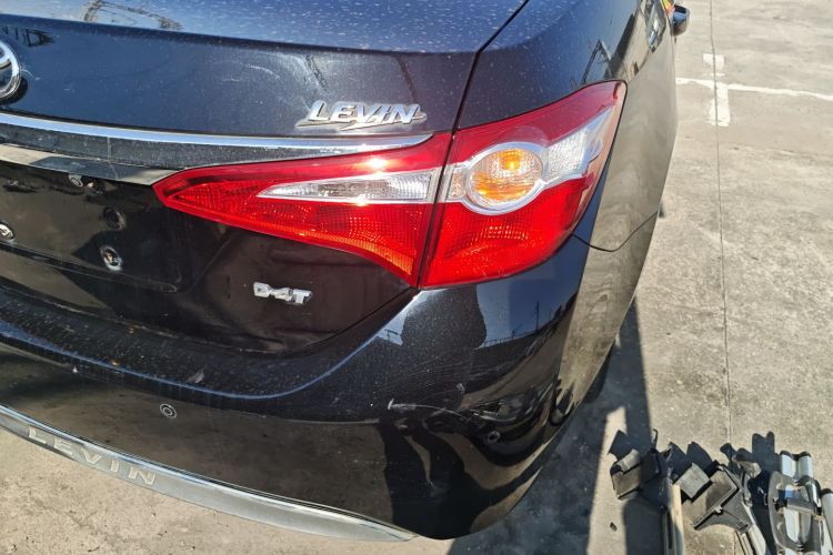 丰田 雷凌 2017款 1.2T G CVT精英版车身外观6006