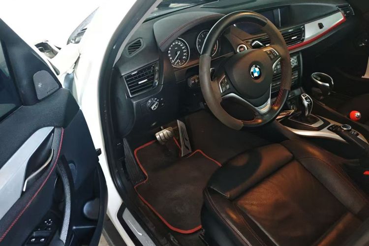 宝马X1 2014款 xDrive20i 运动设计套装中控内饰7003