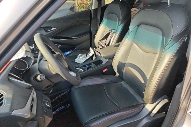 雪佛兰 沃兰多 2018款 Redline 530T 自动耀享版（5+2款） 国V中控内饰19