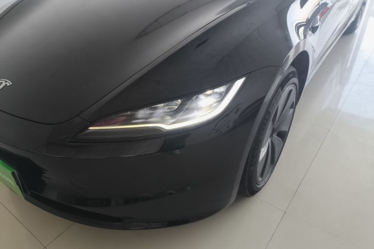 特斯拉 Model 3 2023款 后轮驱动版局部细节36