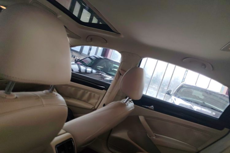 大众 帕萨特 2014款 1.8TSI DSG尊荣导航版局部细节22