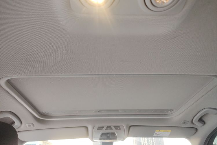 宝马3系 2018款 318Li局部细节22