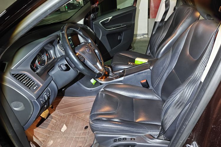 沃尔沃XC60 2017款 T5 智进版局部细节19