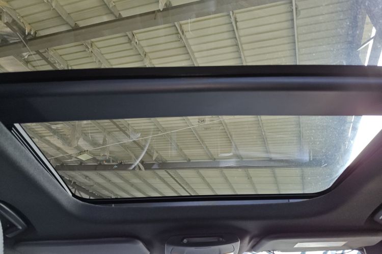 福特 撼路者 2017款 2.0T 汽油自动四驱豪华版 5座中控内饰22