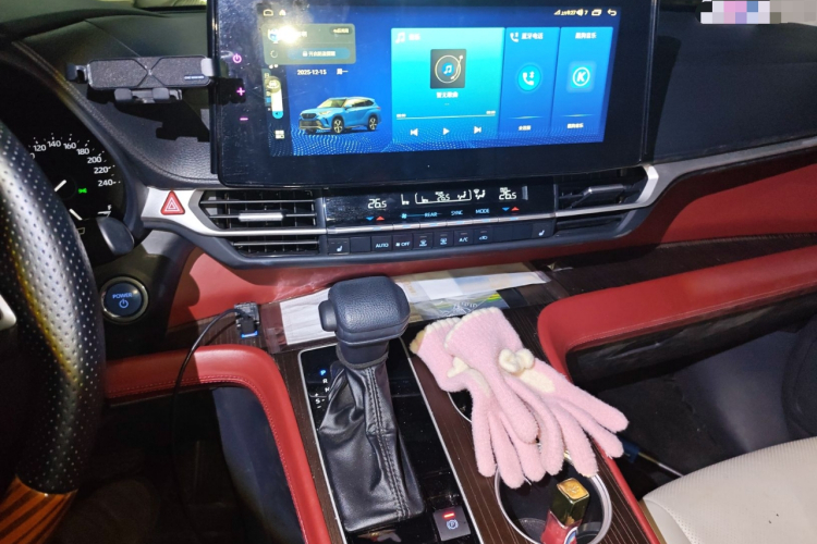 丰田 赛那SIENNA 2021款 2.5L混动 舒适版中控内饰16