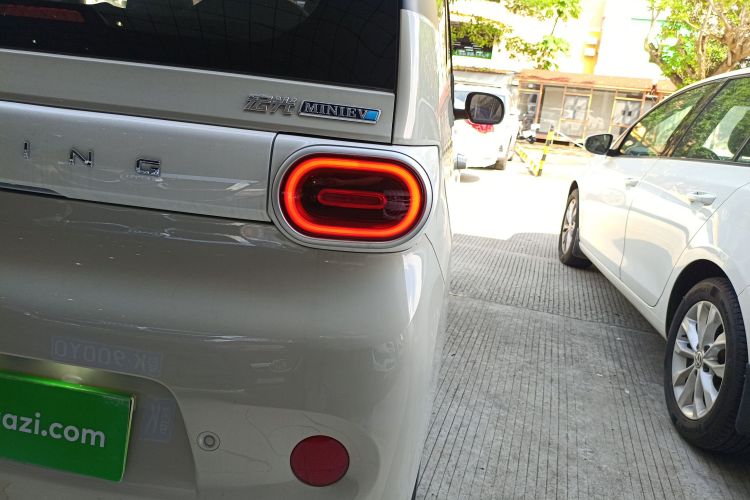 五菱汽车 宏光MINIEV 2024款 第三代 215km 青春版车身外观6006