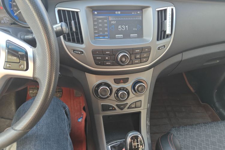 凯翼C3 2015款 1.5L 手动金钻型局部细节16